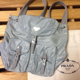 プラダ(PRADA)のプラダ PRADA リュック グレー シルバー(リュック/バックパック)