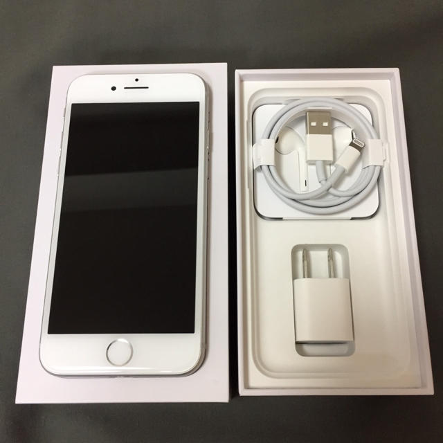 iPhone8 silver 256GB docomo ドコモ-