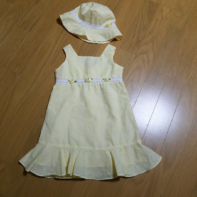 LAURA ASHLEY(ローラアシュレイ)のローラアシュレイ2T(90-100) ワンピース＆帽子セット キッズ/ベビー/マタニティのキッズ服女の子用(90cm~)(ワンピース)の商品写真