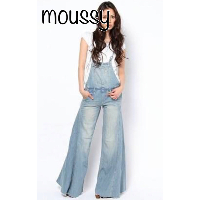 moussy(マウジー)の◎MOUSSY マウジー◎スーパーフレア デニム サロペット◎サイズ2◎ レディースのパンツ(サロペット/オーバーオール)の商品写真