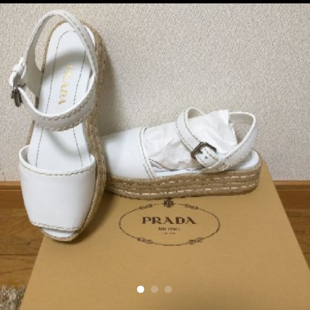 PRADA(プラダ)の[正規新品同様]PRADAミュール 37 レディースの靴/シューズ(ミュール)の商品写真