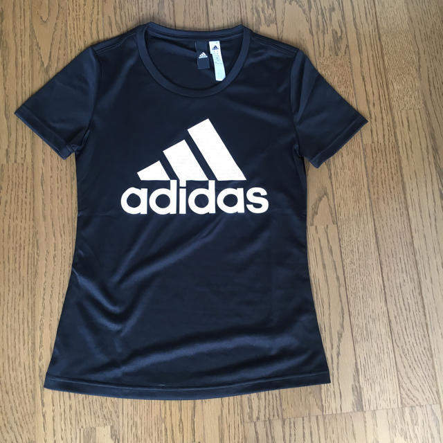 adidas(アディダス)のadidas Tシャツ☆レディース レディースのトップス(Tシャツ(半袖/袖なし))の商品写真