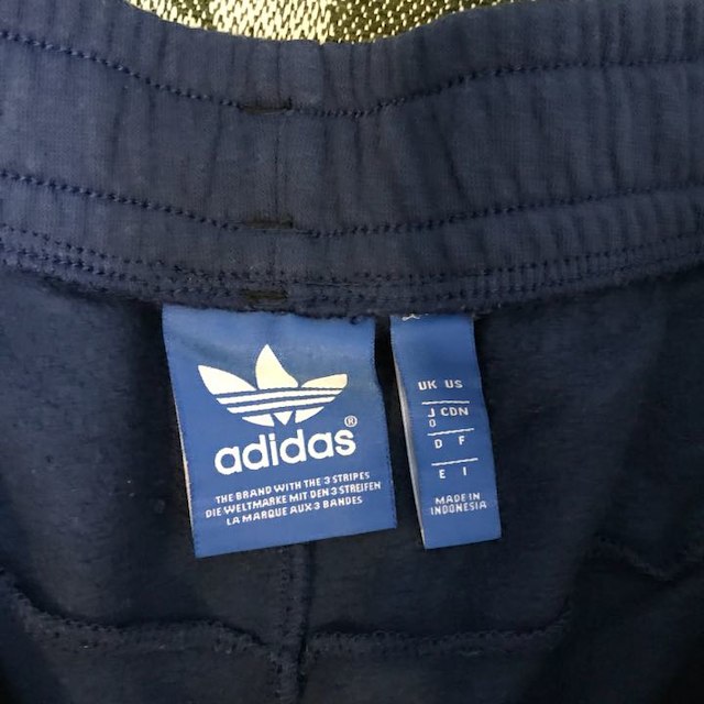 adidas(アディダス)のadidas originals サルエルパンツ メンズのパンツ(サルエルパンツ)の商品写真