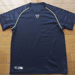 アンダーアーマー(UNDER ARMOUR)のアンダーアーマー 黒Tシャツ②(Tシャツ/カットソー)