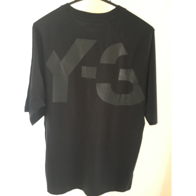 Y-3(ワイスリー)のY-3 CLASSIC TEE メンズのトップス(Tシャツ/カットソー(半袖/袖なし))の商品写真