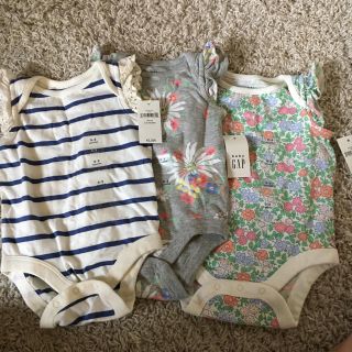 ベビーギャップ(babyGAP)の夏物ロンパース ゆうこ様専用(ロンパース)