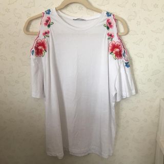 ザラ(ZARA)のZARA  肩あき  Tシャツ  ロング(Tシャツ(半袖/袖なし))