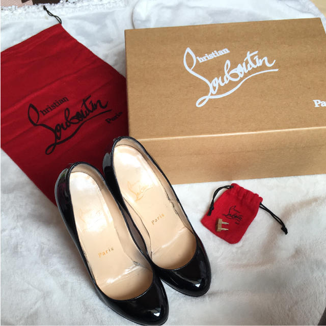 Christian Louboutin(クリスチャンルブタン)のルブタン  パンプス レディースの靴/シューズ(ハイヒール/パンプス)の商品写真