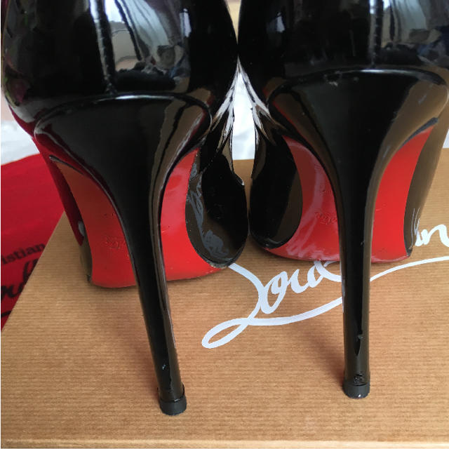 Christian Louboutin(クリスチャンルブタン)のルブタン  パンプス レディースの靴/シューズ(ハイヒール/パンプス)の商品写真