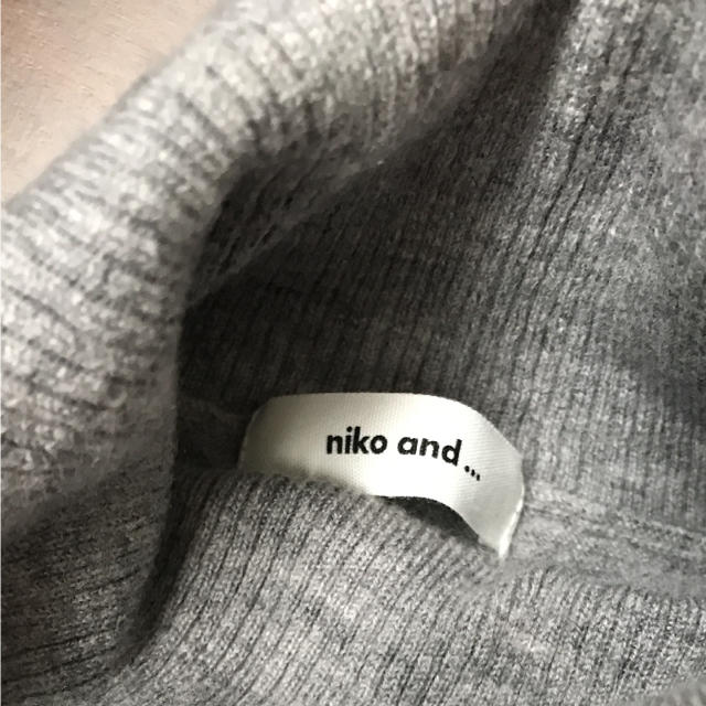 niko and...(ニコアンド)のniko and... タートルネック グレー レディースのトップス(ニット/セーター)の商品写真