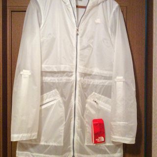 ザノースフェイス(THE NORTH FACE)の梅雨限定   お値下げ  新品未使用 ノースフェイス レインコート(その他)