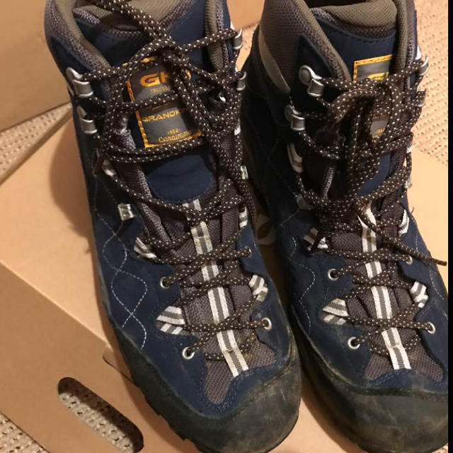 Caravan(キャラバン)の登山靴 GK83 キャラバン 日帰り〜小屋泊登山靴 スポーツ/アウトドアのアウトドア(登山用品)の商品写真