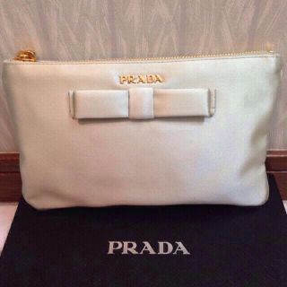 プラダ(PRADA)のPRADA💝上品リボンサテンポーチ(ポーチ)