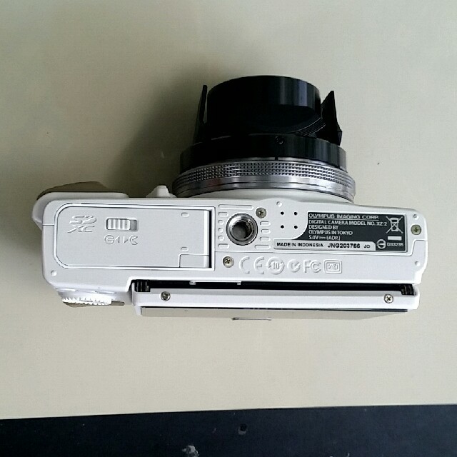 OLYMPUS(オリンパス)のオリンパス　デジタルカメラ　STYLUS XZ-2 スマホ/家電/カメラのカメラ(コンパクトデジタルカメラ)の商品写真