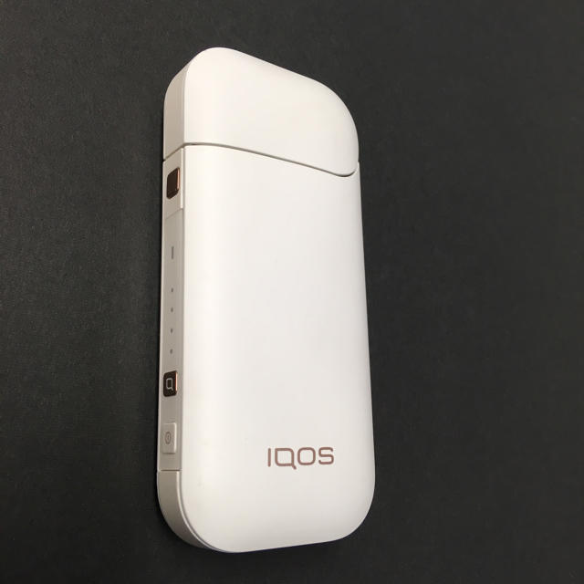 IQOS(アイコス)の新型 アイコス  iQOS 2.4plusチャージャー メンズのファッション小物(タバコグッズ)の商品写真