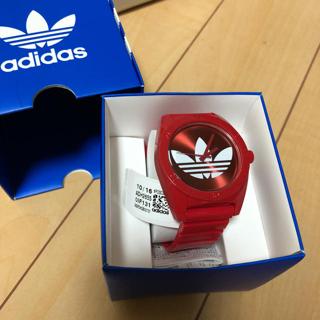 adidas(アディダス)のアディダス 時計 レディースのファッション小物(腕時計)の商品写真