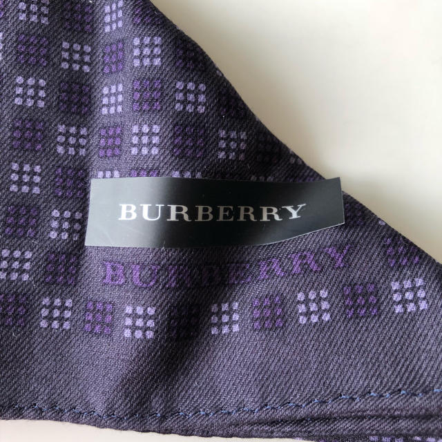 BURBERRY(バーバリー)のバーバリー ハンカチ 新品未使用 メンズのファッション小物(ハンカチ/ポケットチーフ)の商品写真