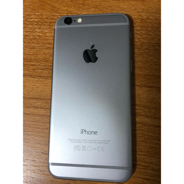 iPhone(アイフォーン)のiPhone 6 スペースグレイ 16GB Softbank スマホ/家電/カメラのスマートフォン/携帯電話(スマートフォン本体)の商品写真
