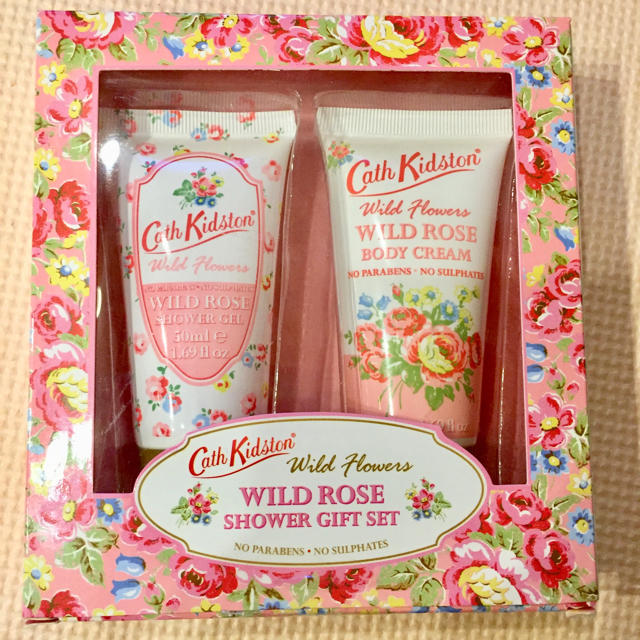 Cath Kidston(キャスキッドソン)の新品！cath kidson コスメ/美容のボディケア(ボディクリーム)の商品写真