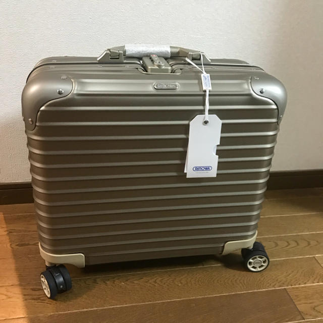 リモワ トパーズ チタニウム 26L リモワ トパーズ チタニウム 26L