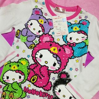 サンリオ(サンリオ)の☆　新品　キティーちゃん　ロンT　☆(Tシャツ/カットソー)