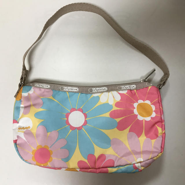 LeSportsac(レスポートサック)のレスポートサック   ミニバッグ    花柄 レディースのバッグ(その他)の商品写真