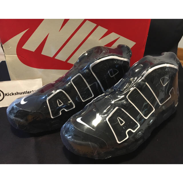 NIKE(ナイキ)の新品 未使用 NIKE AIR MORE UPTEMPO メンズの靴/シューズ(スニーカー)の商品写真