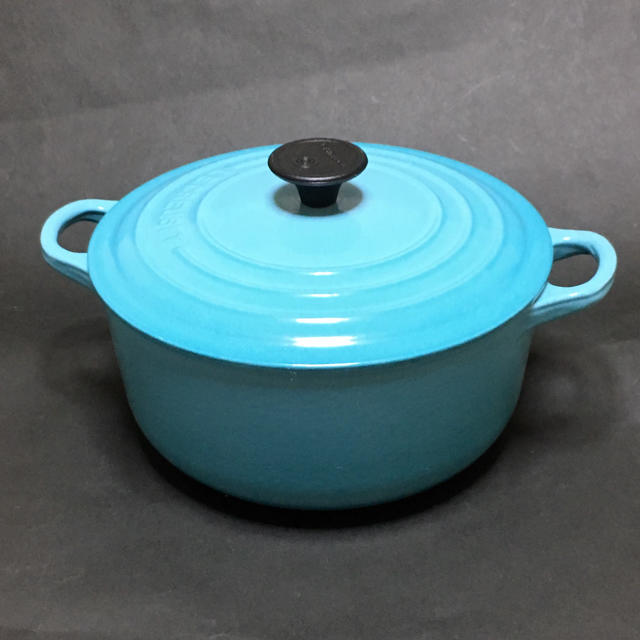 LE CREUSET - 【美品】ル・クルーゼ ココットロンド20cmの通販 by バナナスマッシュ｜ルクルーゼならラクマ