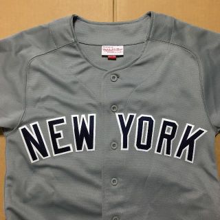 ミッチェルアンドネス(MITCHELL & NESS)の【新品】Mitchell & Ness / NYヤンキース BBシャツ(ジャージ)