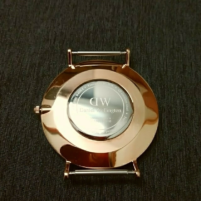 Daniel Wellington(ダニエルウェリントン)のDanielWellington　ダニエルウェリントン　時計　40mm メンズの時計(腕時計(アナログ))の商品写真