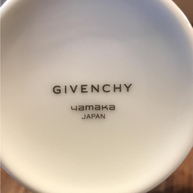 GIVENCHY(ジバンシィ)のマグカップとトレー（GIVENCHY） インテリア/住まい/日用品のキッチン/食器(グラス/カップ)の商品写真