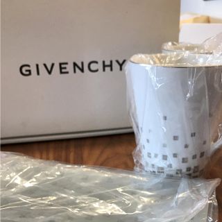 ジバンシィ(GIVENCHY)のマグカップとトレー（GIVENCHY）(グラス/カップ)