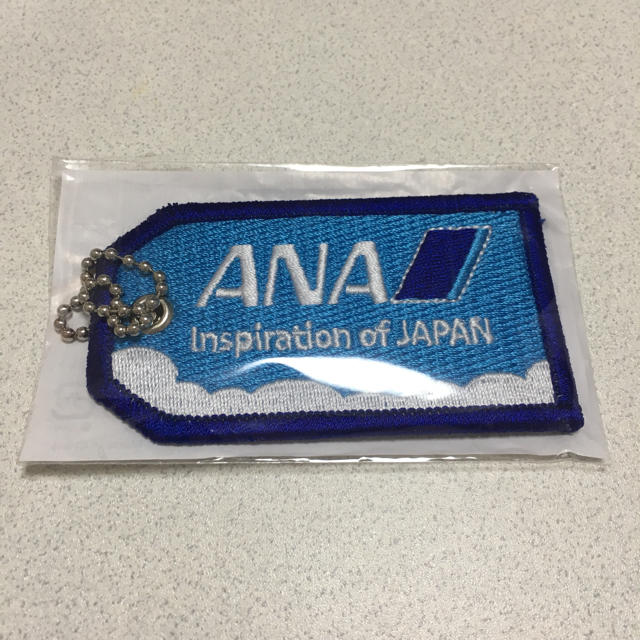 ANA(全日本空輸)(エーエヌエー(ゼンニッポンクウユ))のANA 空の日ネームホルダー エンタメ/ホビーのコレクション(ノベルティグッズ)の商品写真