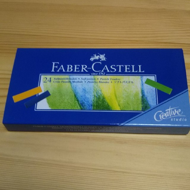 FABER-CASTELL(ファーバーカステル)のソフト パステル  24色セット エンタメ/ホビーのアート用品(クレヨン/パステル)の商品写真