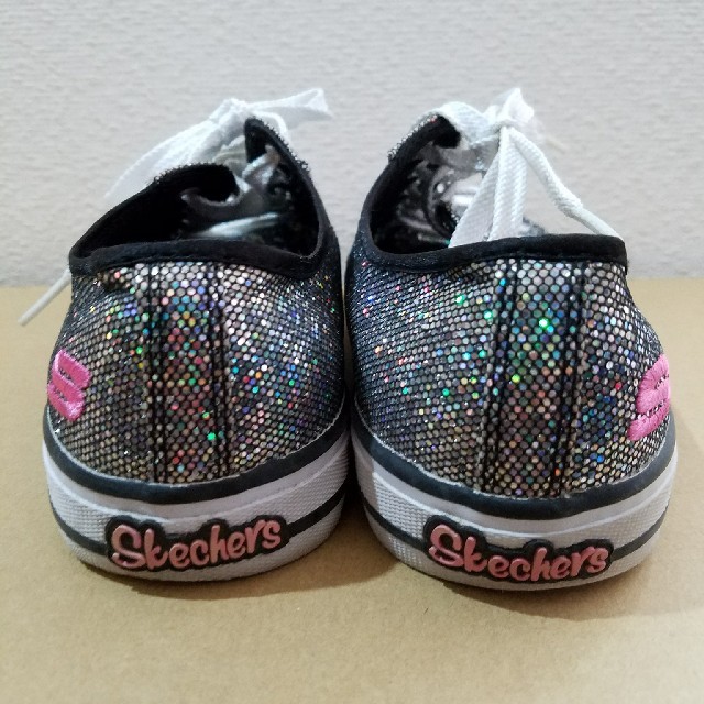 SKECHERS(スケッチャーズ)のスケッチャーズ　キラキラスニーカー レディースの靴/シューズ(スニーカー)の商品写真