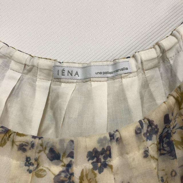 IENA(イエナ)のイエナ IENA 花柄 キャミソール  レディースのトップス(キャミソール)の商品写真