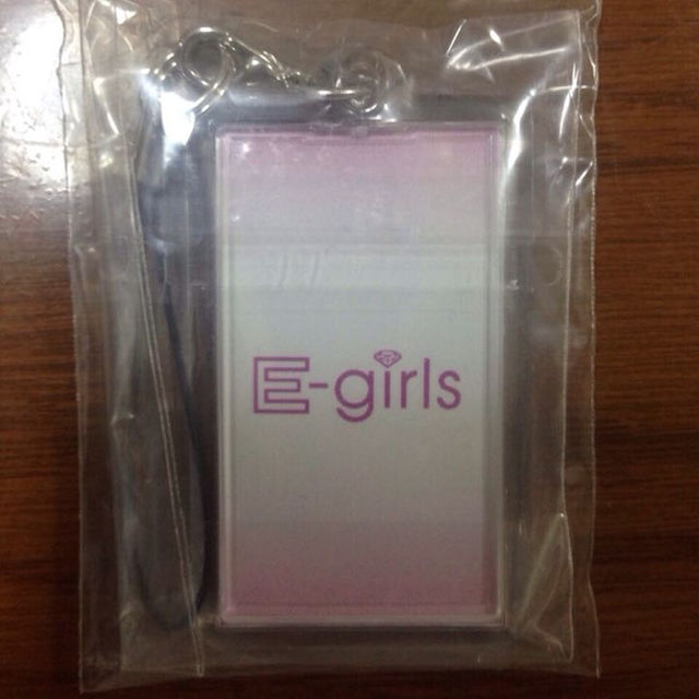 E-girlsグッズ