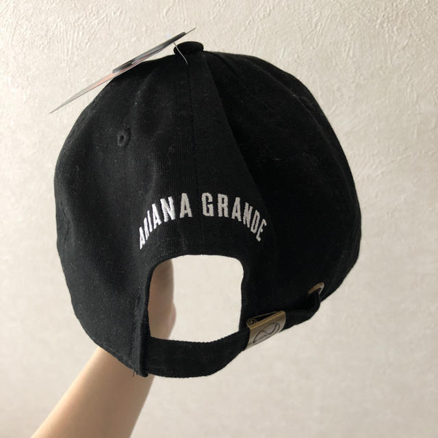 セール ariana grande ツアーキャップ アリアナグランデ ツアー キャップ