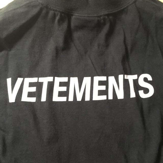 Balenciaga(バレンシアガ)のVetements t-shirt staff ヴェトモン  メンズのトップス(Tシャツ/カットソー(半袖/袖なし))の商品写真