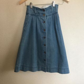 ナチュラルクチュール(natural couture)のデニムスカート(ひざ丈スカート)