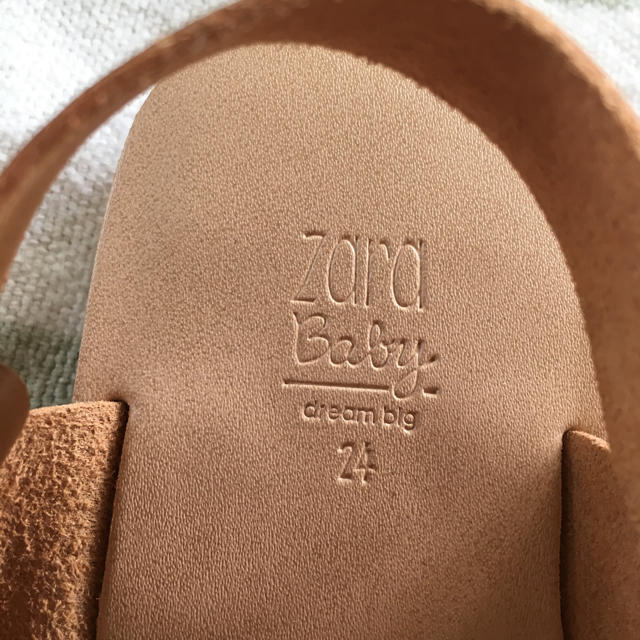 ZARA(ザラ)のiiik様 専用◡̈⋆ キッズ/ベビー/マタニティのキッズ靴/シューズ(15cm~)(サンダル)の商品写真
