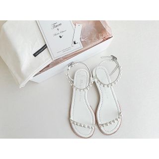 TSURU by Mariko Oikawa(サンダル)のフリマアイテム一覧 TSURU by Mariko Oikawa(サンダル)のフリマアイテム一覧