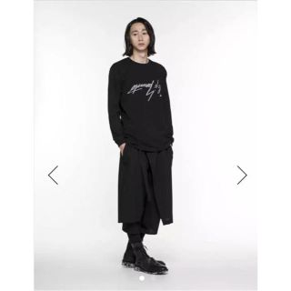 ヨウジヤマモト(Yohji Yamamoto)のyohjiyamamoto 逆さYYグラフィック ロンT(Tシャツ/カットソー(七分/長袖))