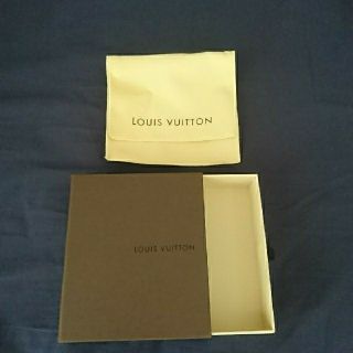 ルイヴィトン(LOUIS VUITTON)の★未使用★　ルイヴィトンの箱と布ケース　(その他)