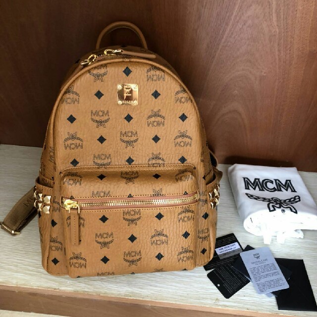 激安通販サイト MCM リュック Sサイズ リュック/バックパック