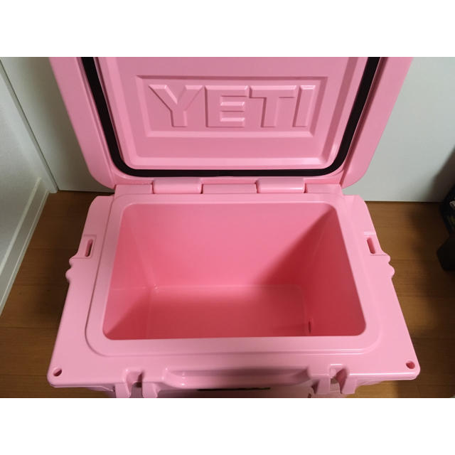 YETI クーラーボックス イエティ ローディー24 ピンク Ice Pink-