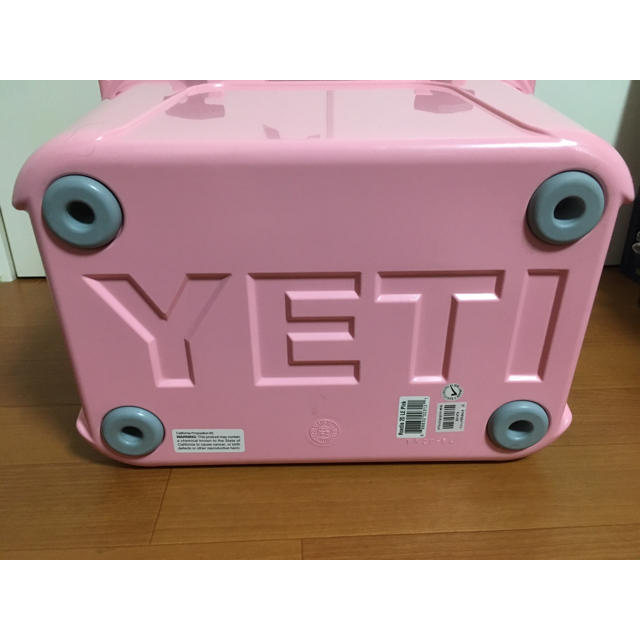 YETI Roadie 20 イエティ クーラーボックス ピンク 良品の通販 by cocoken's shop｜ラクマ