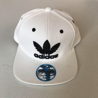 アディダス(adidas)のadidasキャップ(キャップ)