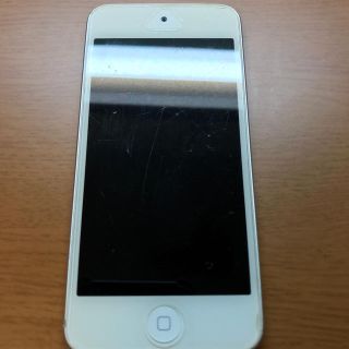 アイポッドタッチ(iPod touch)のiPod touch 5世代 32GB(スマートフォン本体)