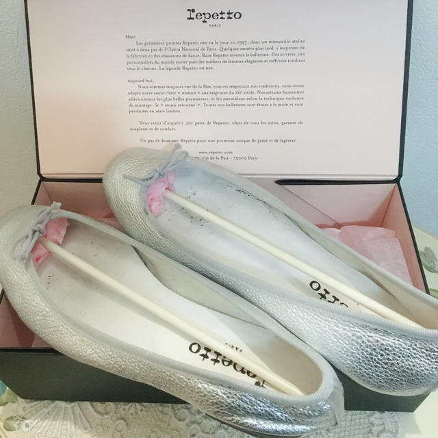 SALE‧✧̣̥̇‧repetto‧✧̣̥̇‧バレエシューズ⋆｡˚✩シルバーのサムネイル